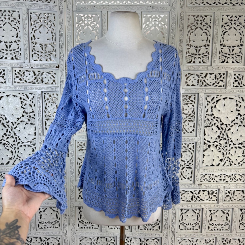 One World Boho Crochet Blue Open Knit Bell Sleeve Sweater Womens Small Hippie